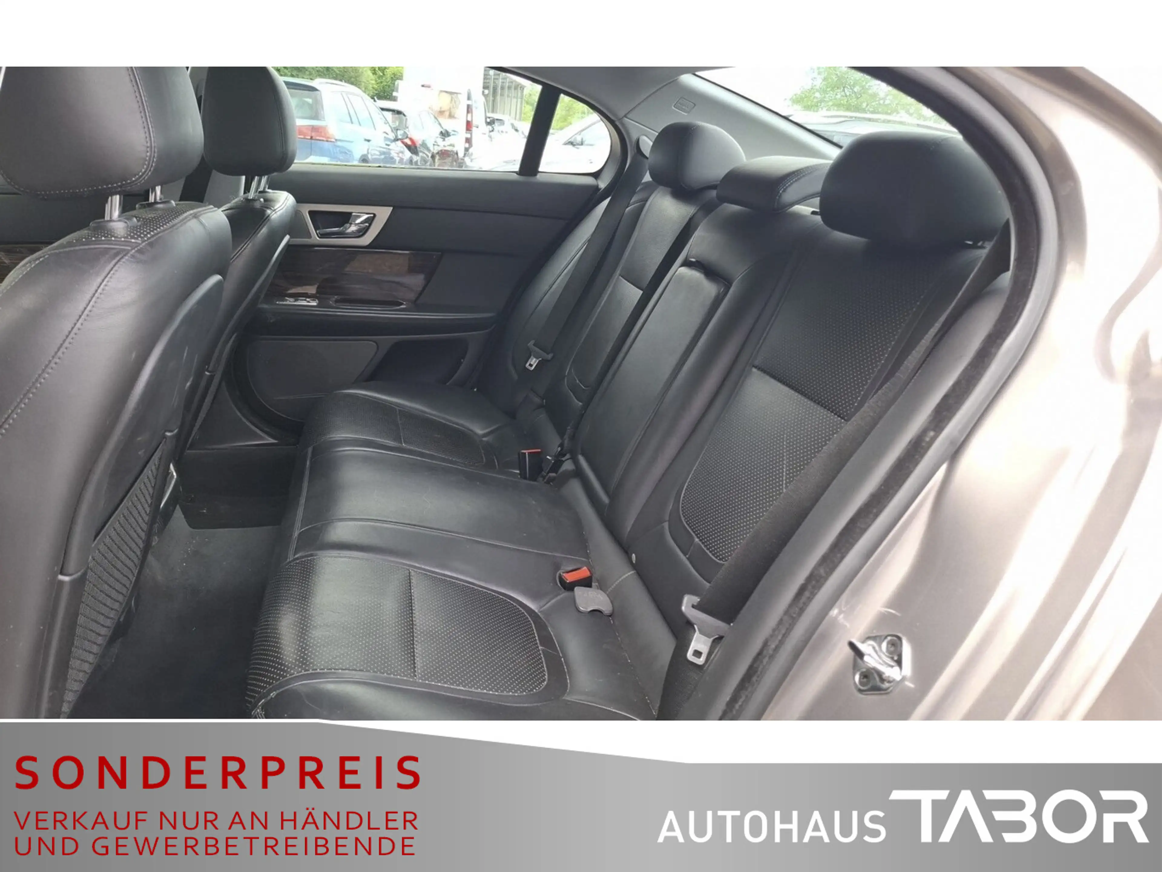 Jaguar XF 3.0 D V6 Aut. Leder Navi Kamera PDC SHZ Xenon — photo 8