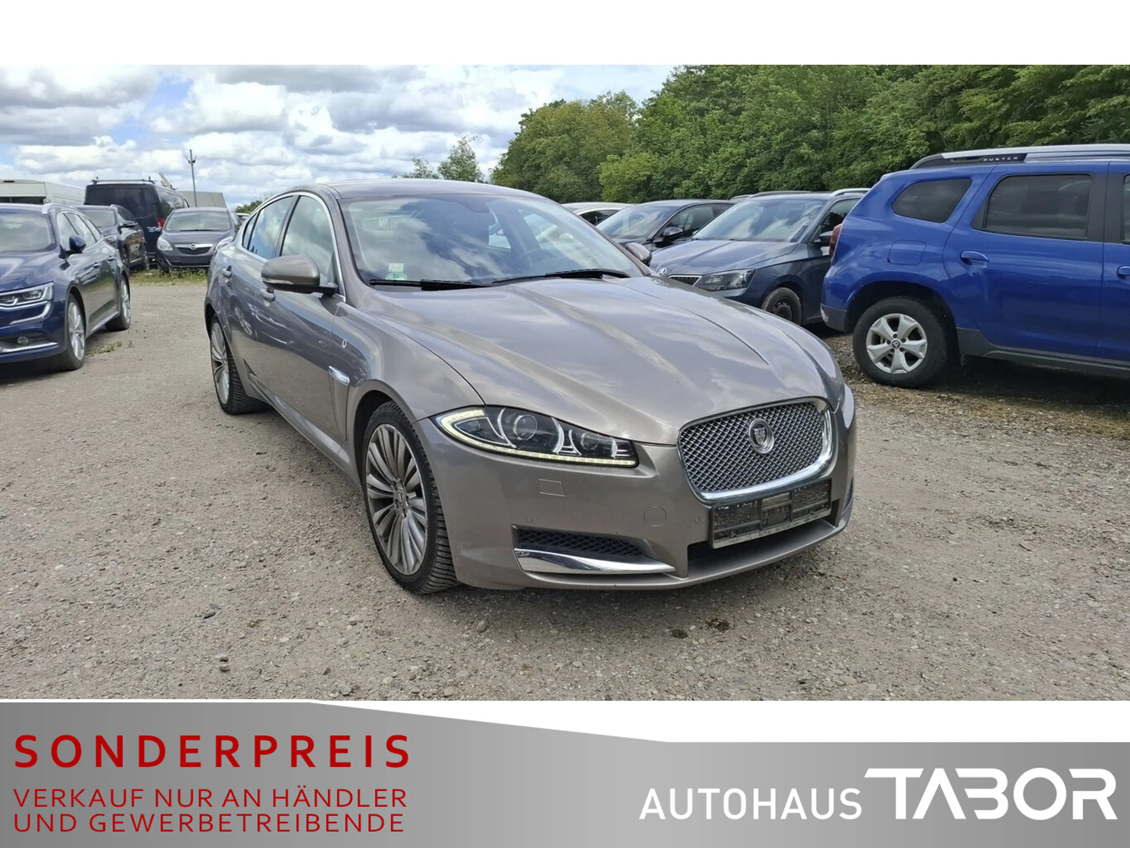Jaguar XF 3.0 D V6 Aut. Leder Navi Kamera PDC SHZ Xenon — photo 2