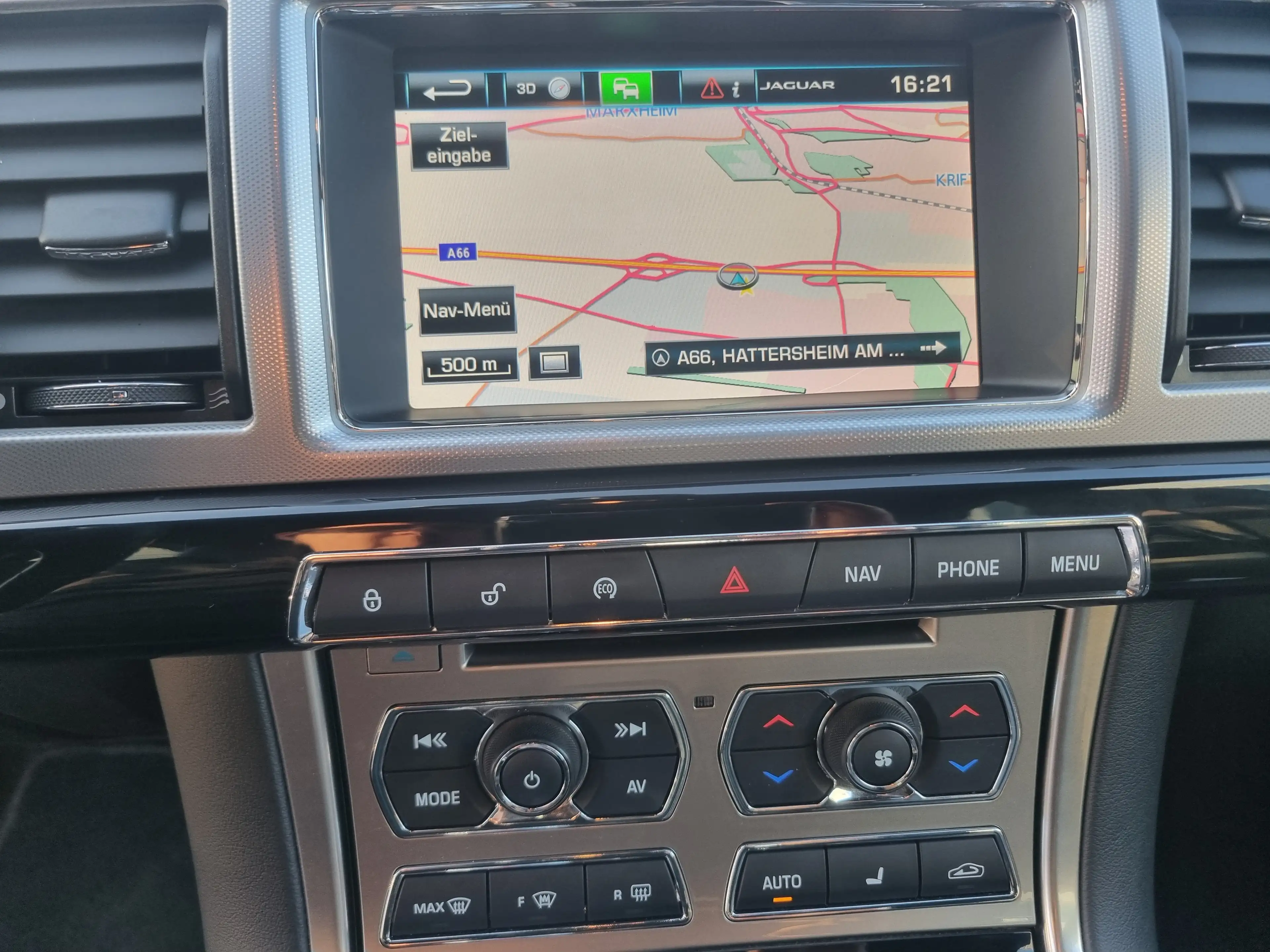 Jaguar XF 3.0 V6 Sport*Leder*Navi*Xenon*Sitzh*PDC* — photo 10