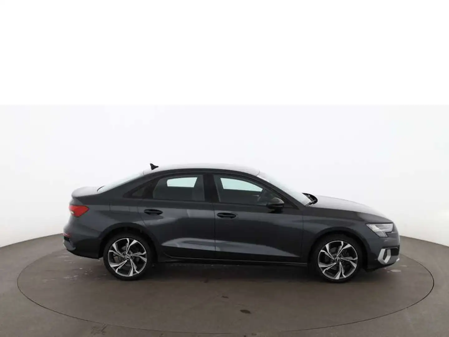 Audi A3 30 TDI Limousine advanced Aut LED RADAR NAVI Grau - 2