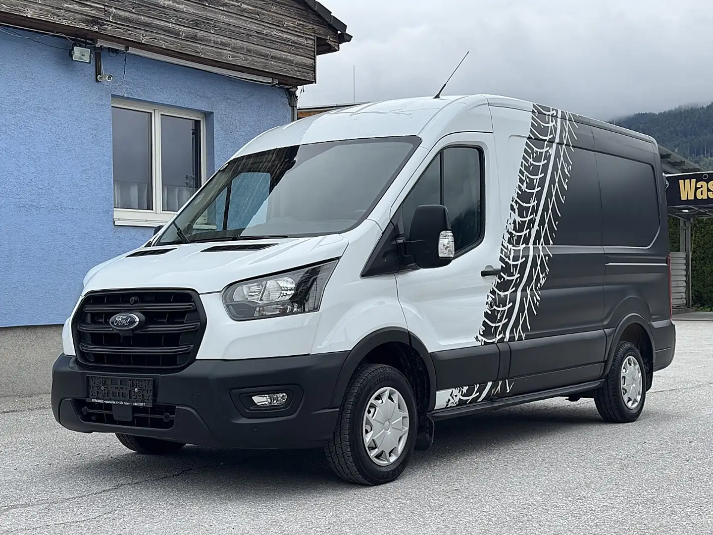 Ford Transit Kasten 2,0 EcoBlue L2H2 310 Trend - 1