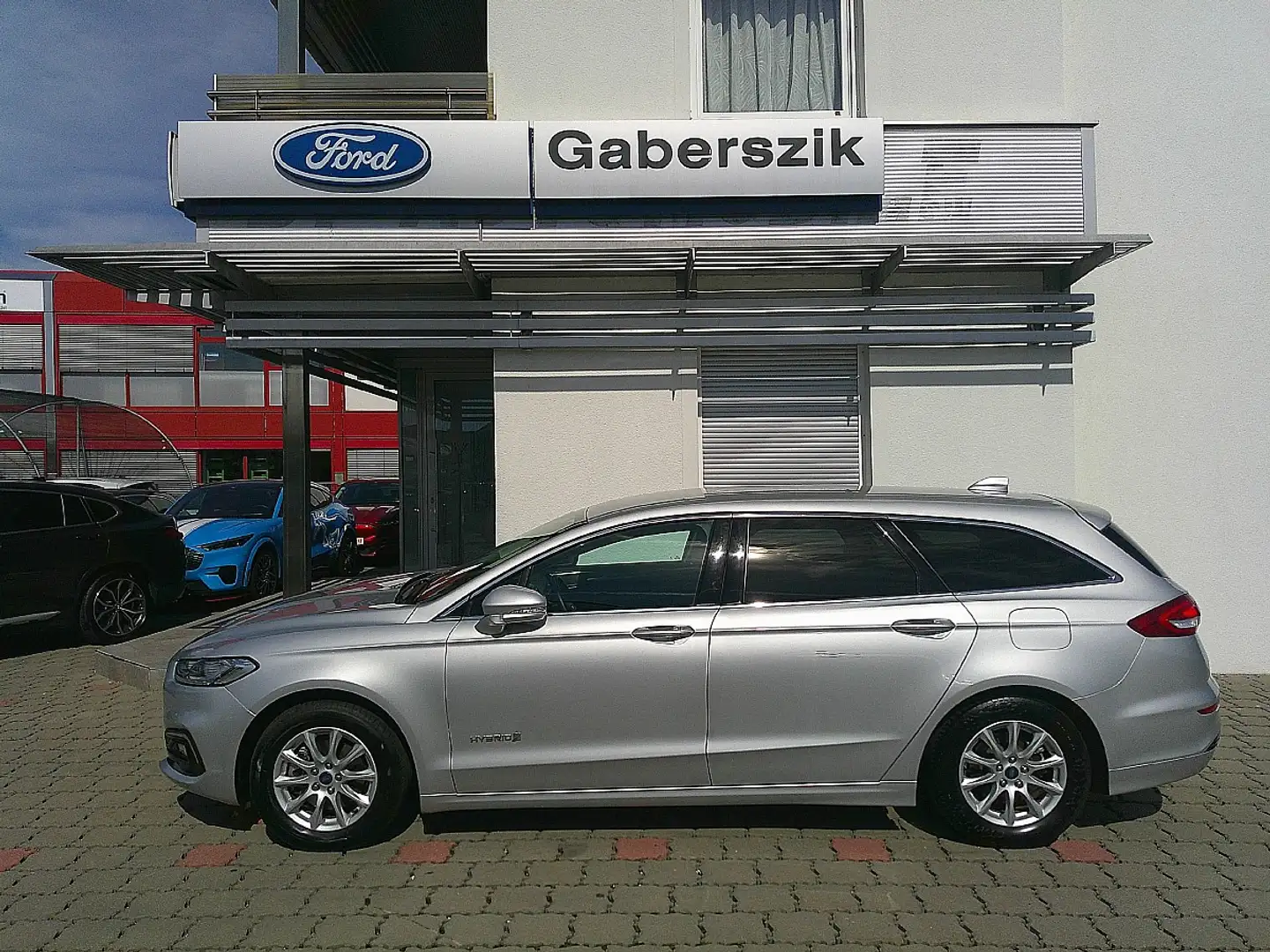 Ford Mondeo Traveller Titanium Hybrid 2,0 Aut. Silber - 2