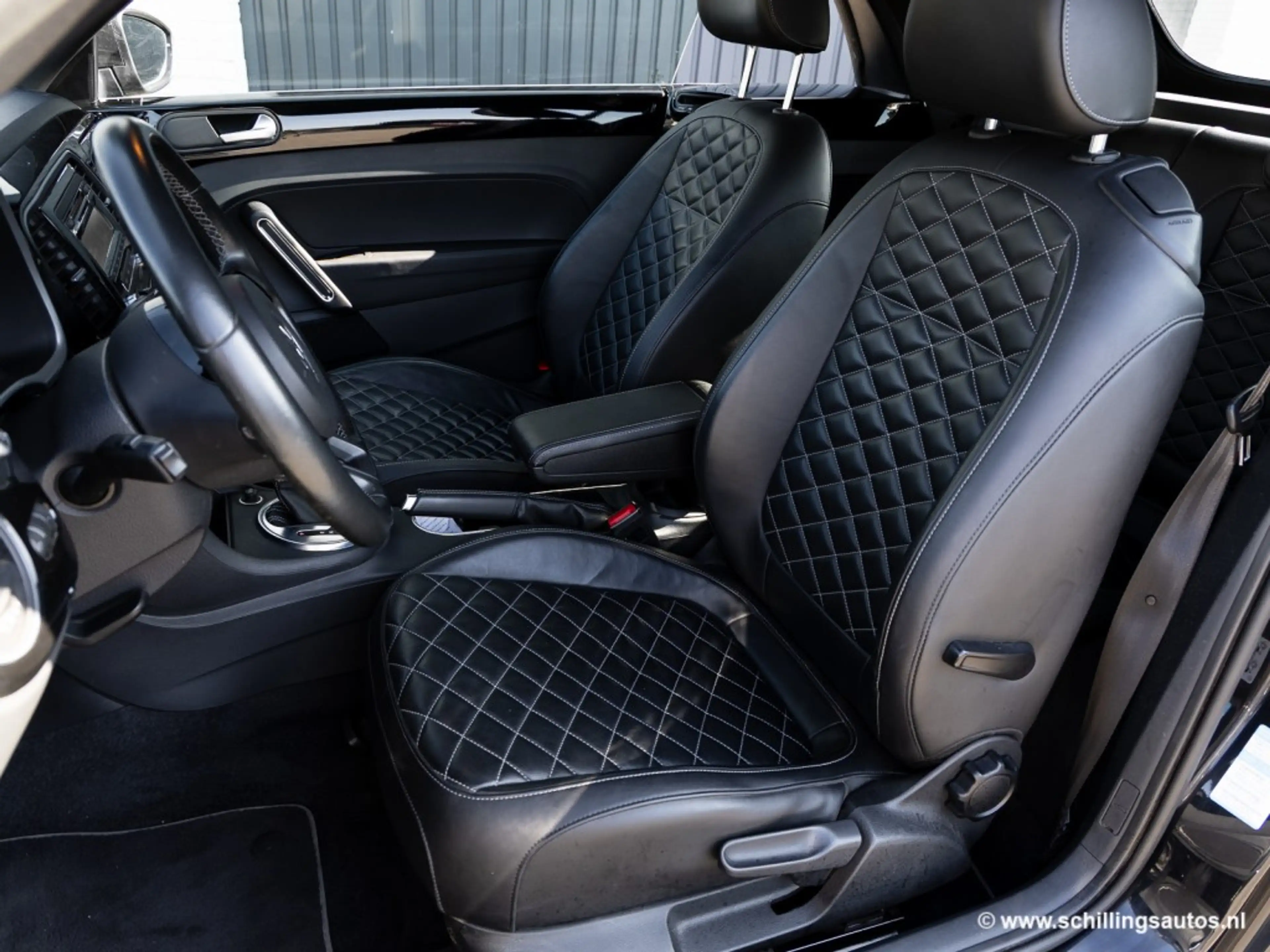 Volkswagen Beetle Cabriolet 1.4 TSI DESIGN Leer DSG-automaar 65.000k — photo 9