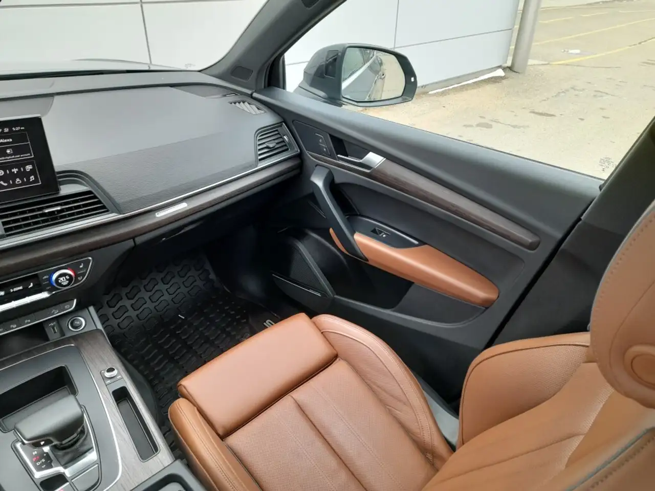 Audi Q5 снимка Audi Q5