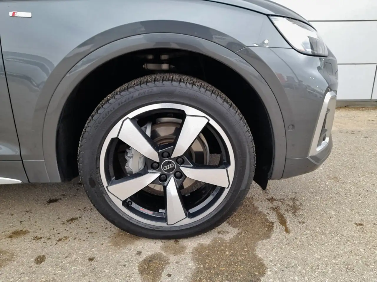 Audi Q5 снимка Audi Q5