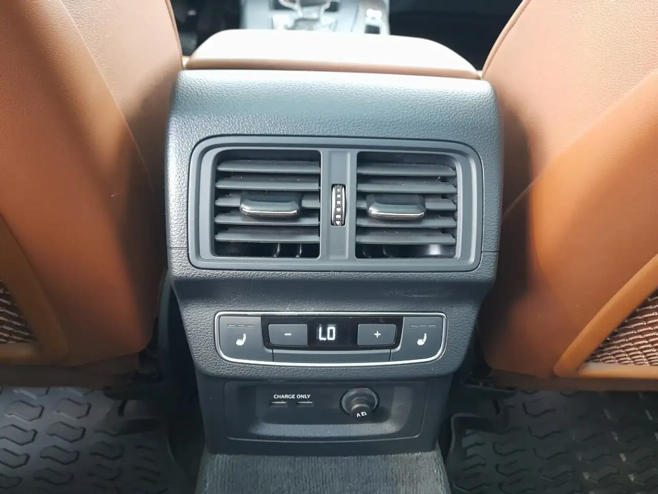 Audi Q5 снимка Audi Q5