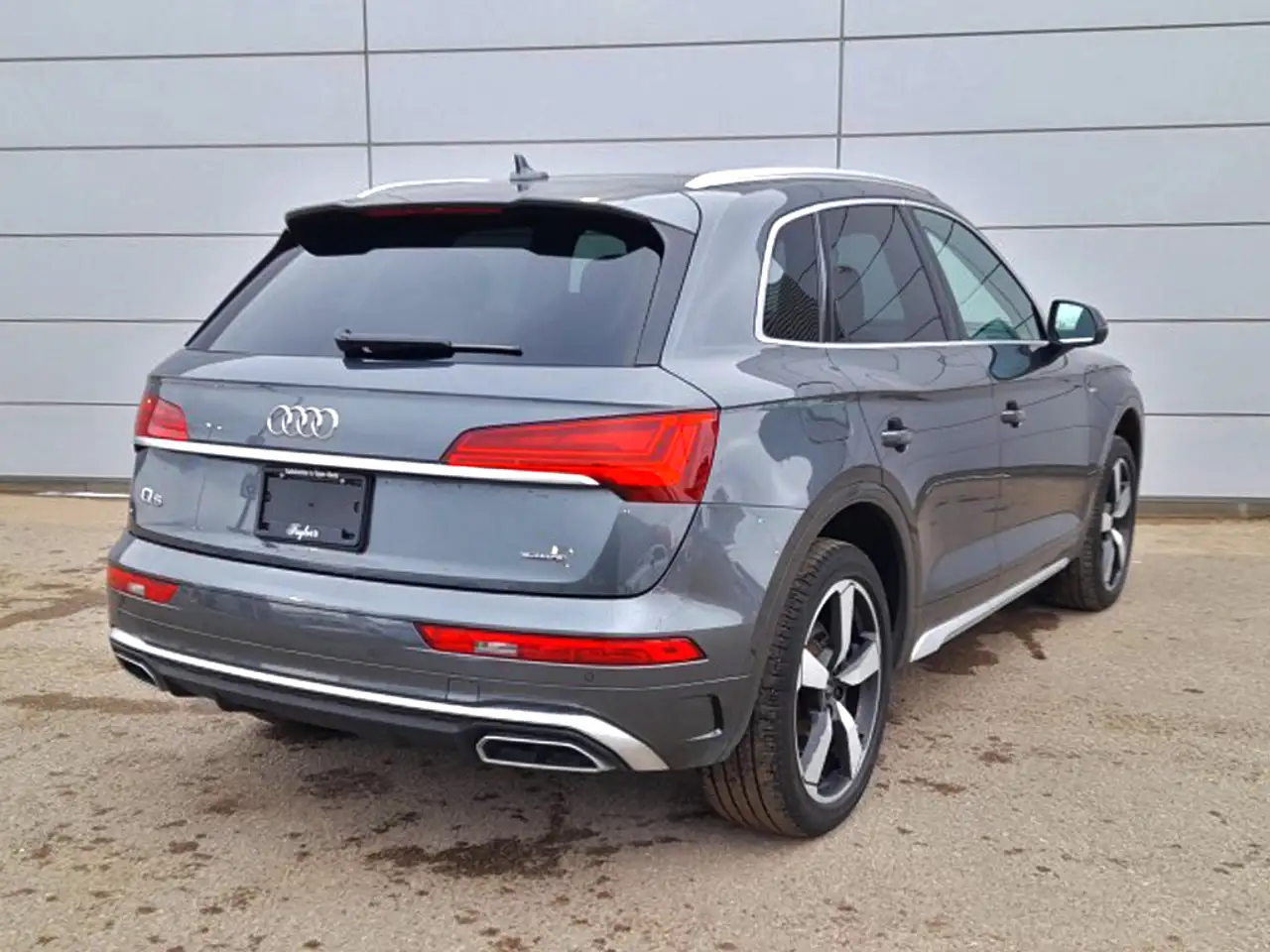 Audi Q5 снимка Audi Q5