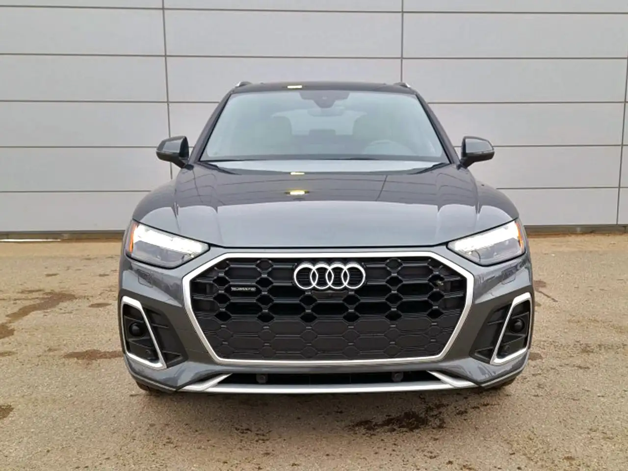 Audi Q5 снимка Audi Q5