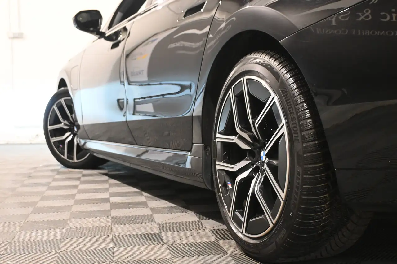 BMW 750 750e X-Drive M SPORT HYBRID / BOWERS / CAMERA 360 / SUNROOF / DISTRONIC, миниатюра 10