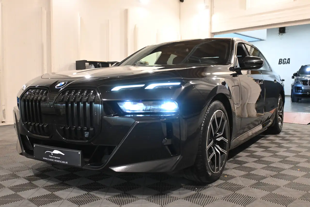BMW 750 750e X-Drive M SPORT HYBRID / BOWERS / CAMERA 360 / SUNROOF / DISTRONIC, миниатюра 4