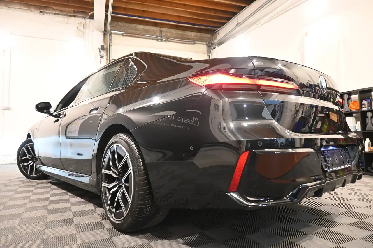 BMW 750 750e X-Drive M SPORT HYBRID / BOWERS / CAMERA 360 / SUNROOF / DISTRONIC, миниатюра 8