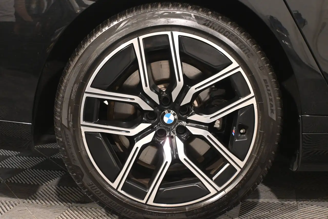 BMW 750 750e X-Drive M SPORT HYBRID / BOWERS / CAMERA 360 / SUNROOF / DISTRONIC, миниатюра 11
