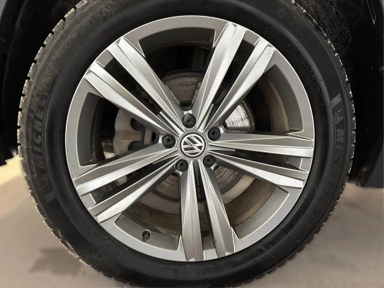Volkswagen Atlas снимка Volkswagen Atlas