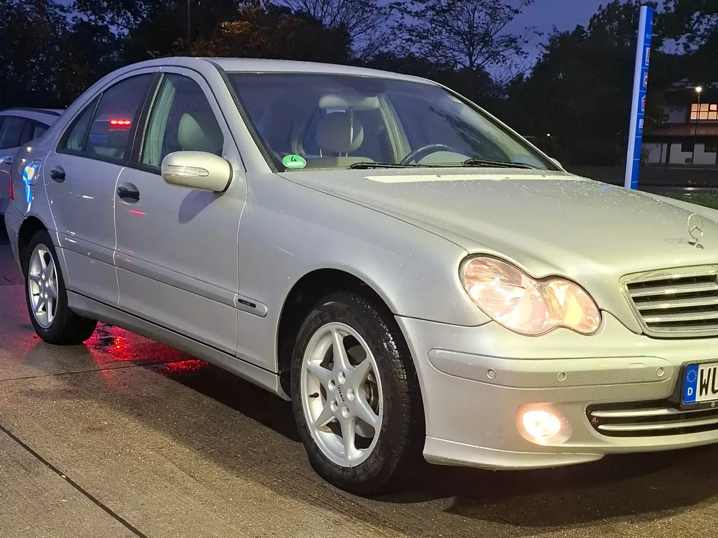 Mercedes-Benz C 180 Kompressor Avantgarde Silber - 2