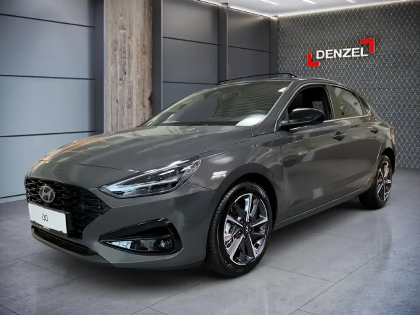Hyundai i30 Fastback - PD GO Plus 1.5 TGDI DCT 48V Grau - 1