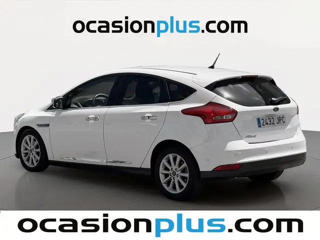 Ford Focus view 3