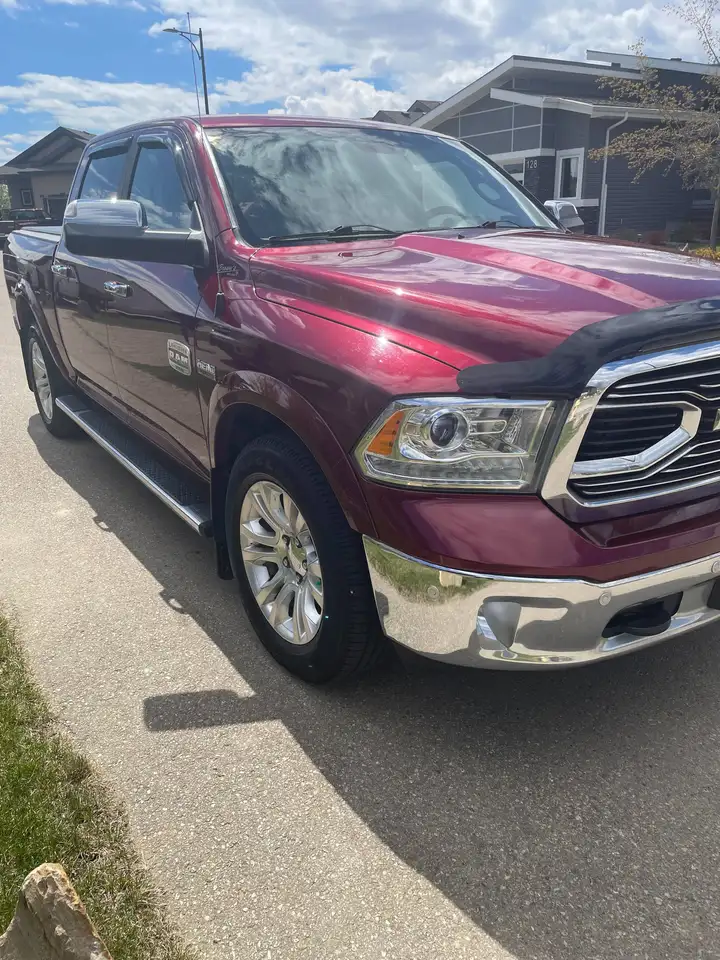 RAM 1500 fotografie RAM 1500