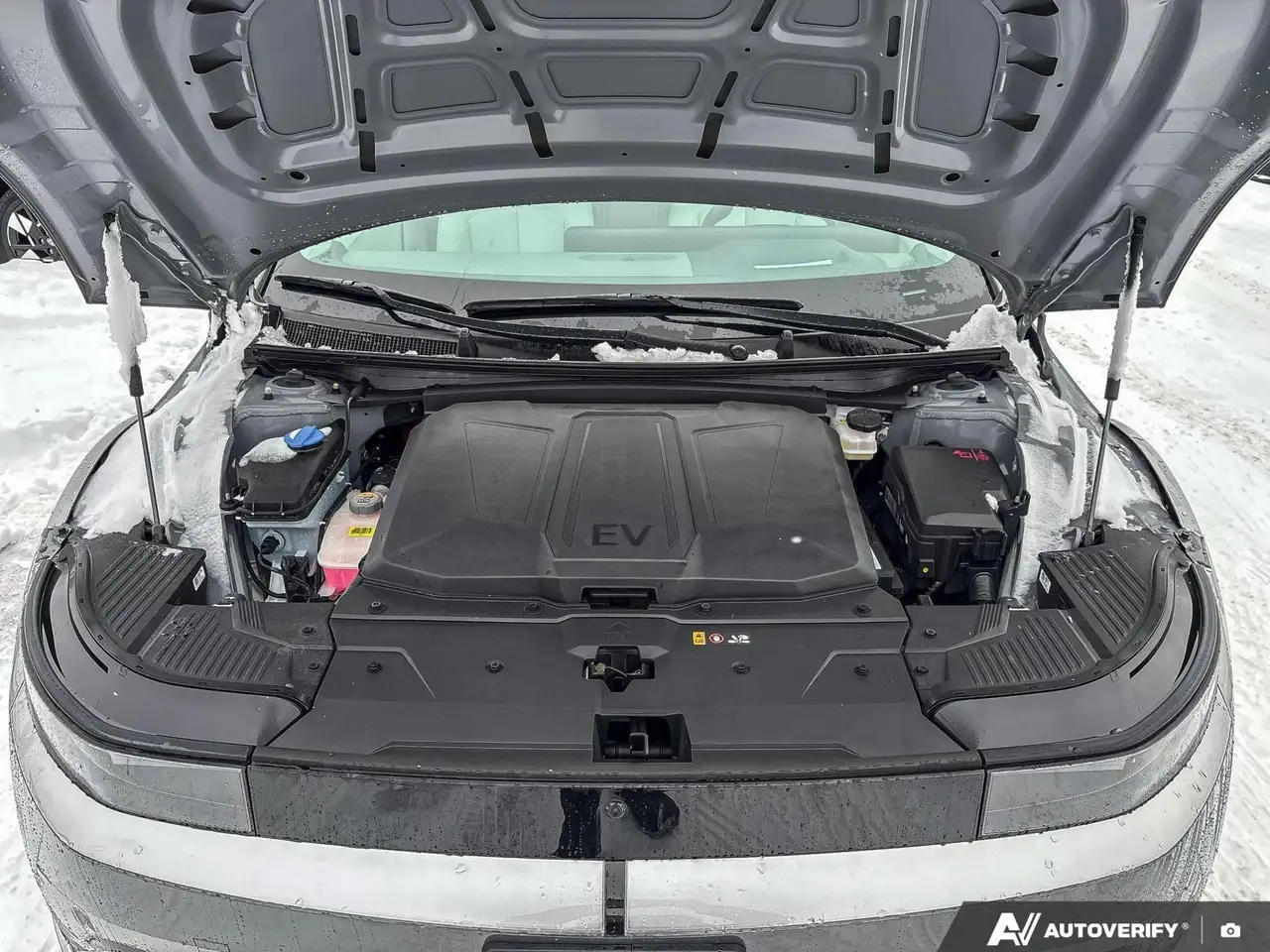Hyundai IONIQ 5 снимка Hyundai IONIQ 5