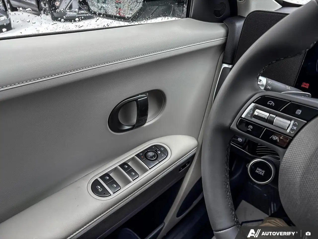 Hyundai IONIQ 5 снимка Hyundai IONIQ 5