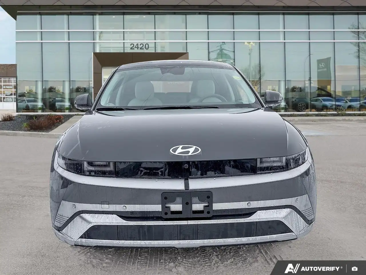 Hyundai IONIQ 5 снимка Hyundai IONIQ 5