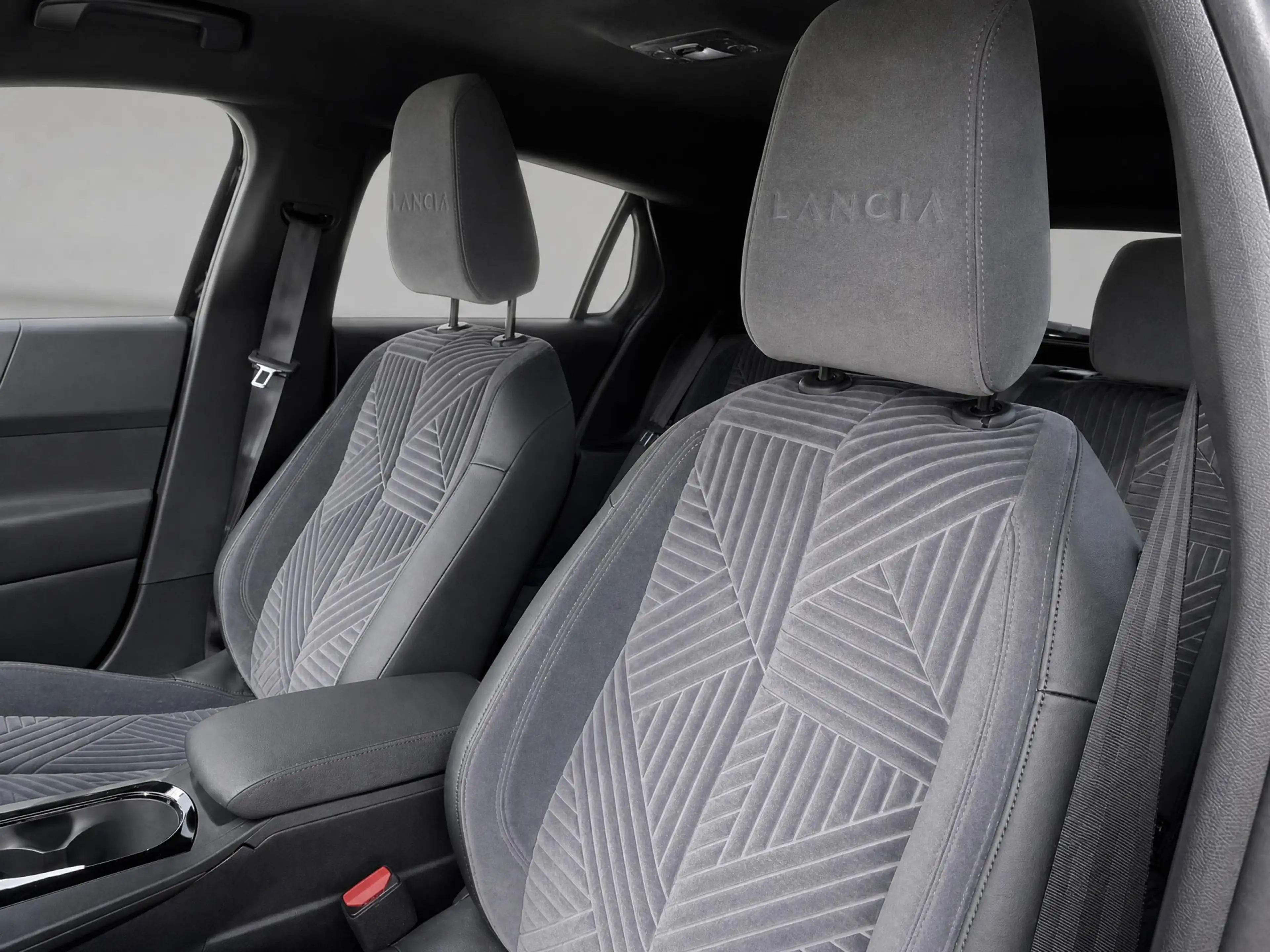 Lancia Ypsilon LX 51 kWh NIEUWSTAAT !! — photo 9