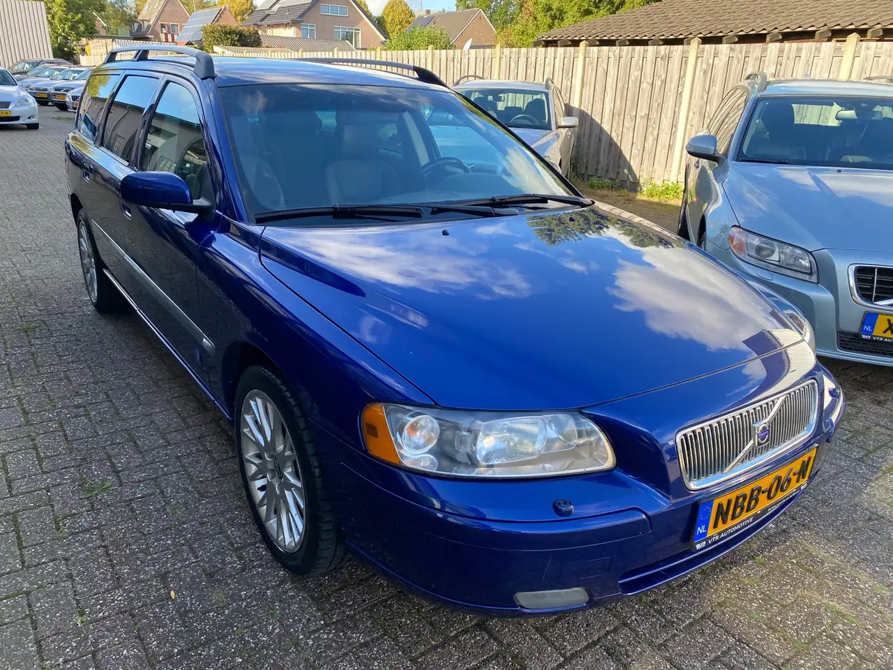 VOLVO V70 OCEAN RACE - 2.5T 209 ch - VOLANT EN CUIR