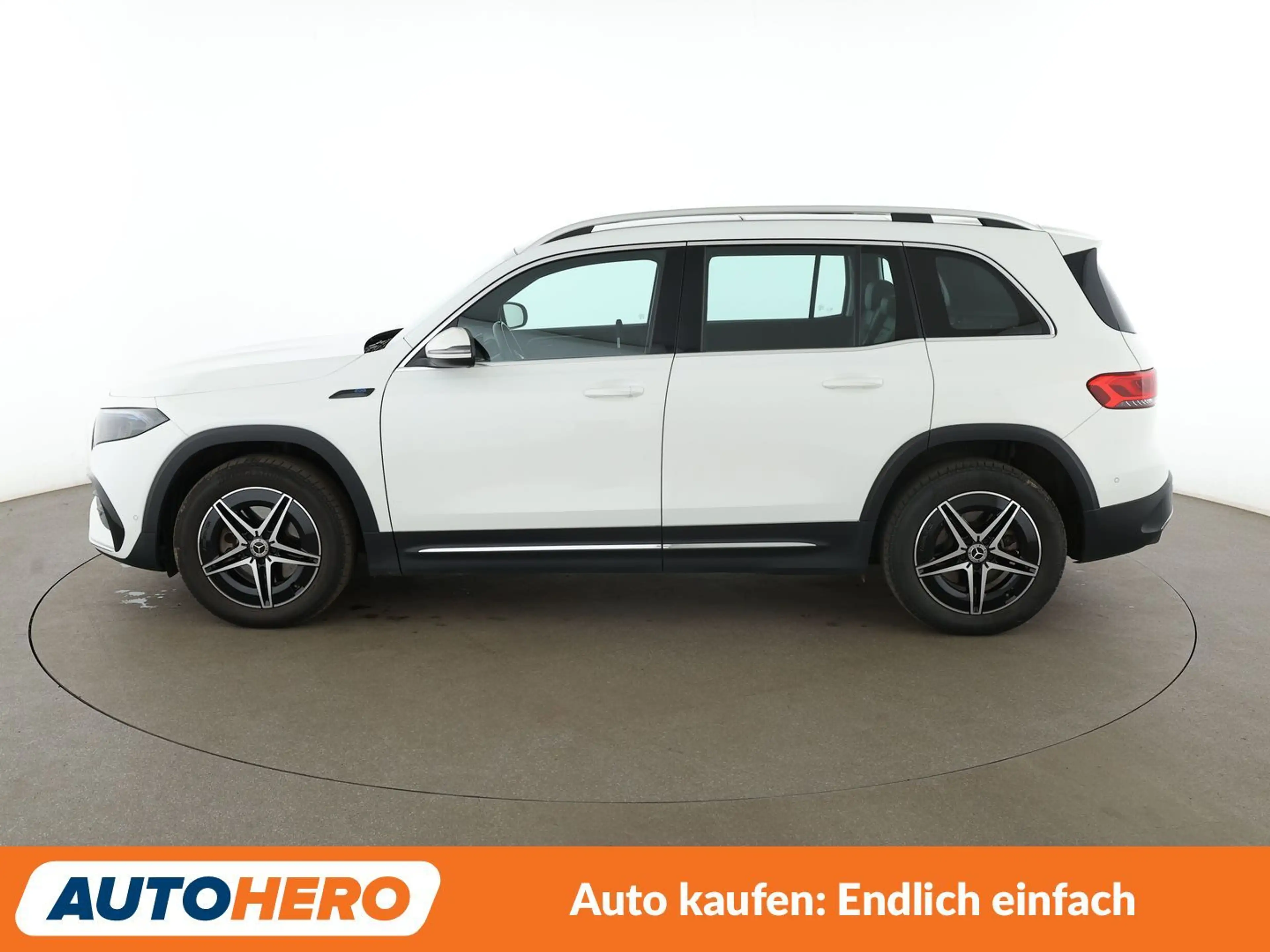 Mercedes-Benz EQB 300 300 4Matic AMG Line Aut. *NAVI*LED*TEMPO*PDC*SHZ* — photo 3