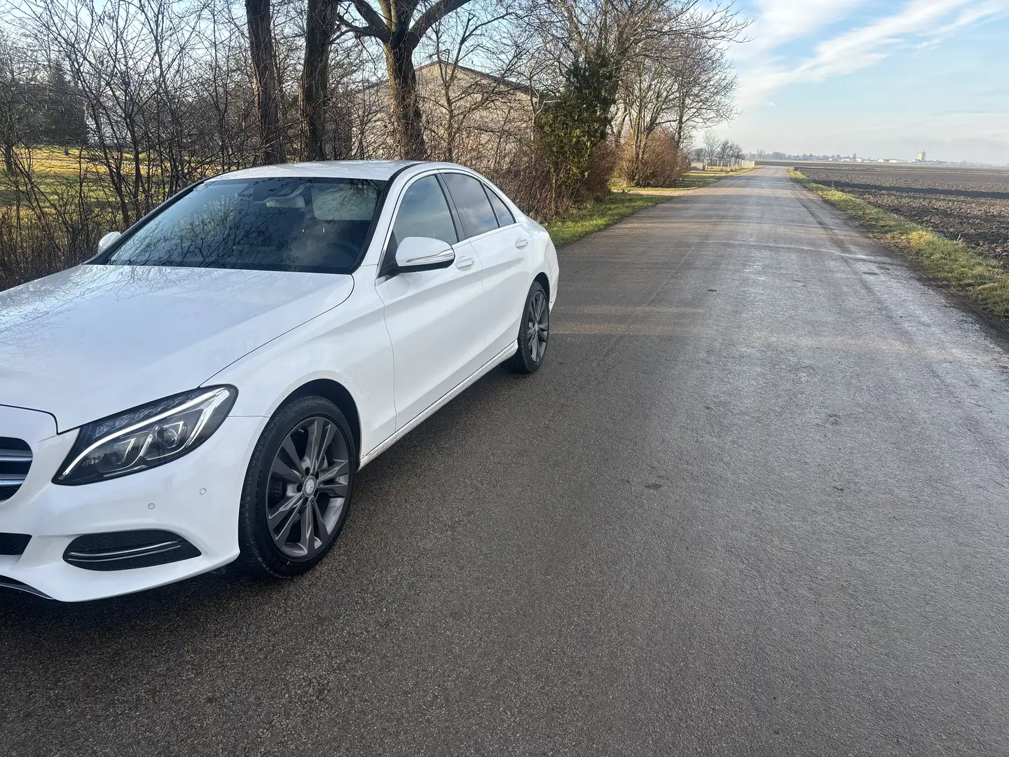 Mercedes-Benz C 250 C 250 BlueTEC 4MATIC Avantgarde A-Edition Aut. Avantgarde A-Edition Weiß - 2