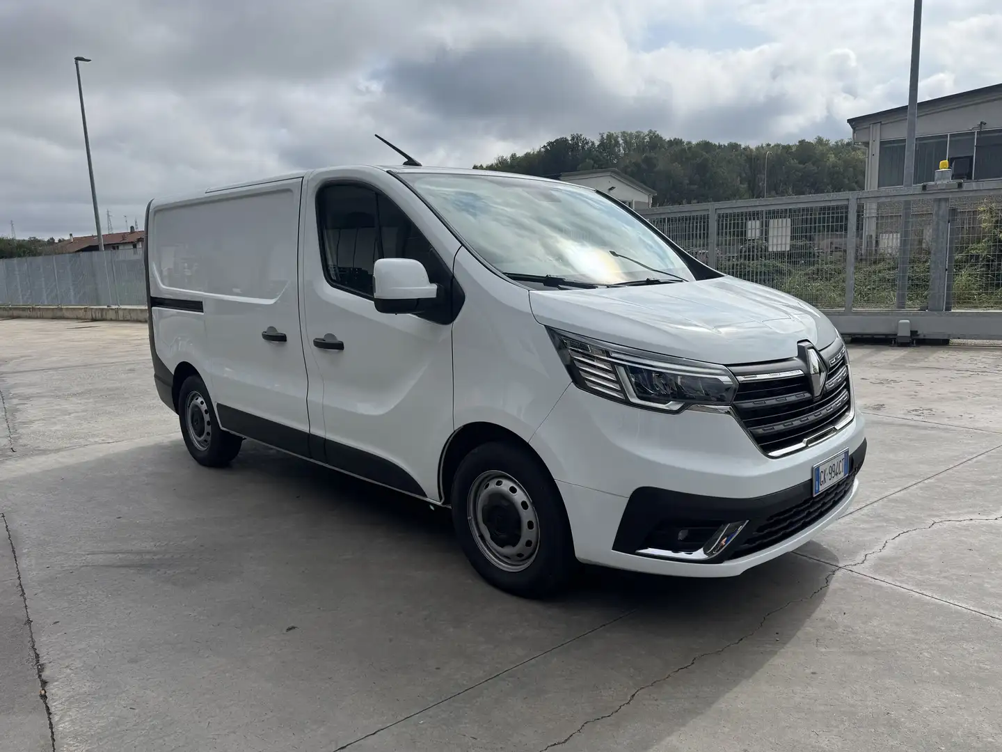 Renault Trafic - 1