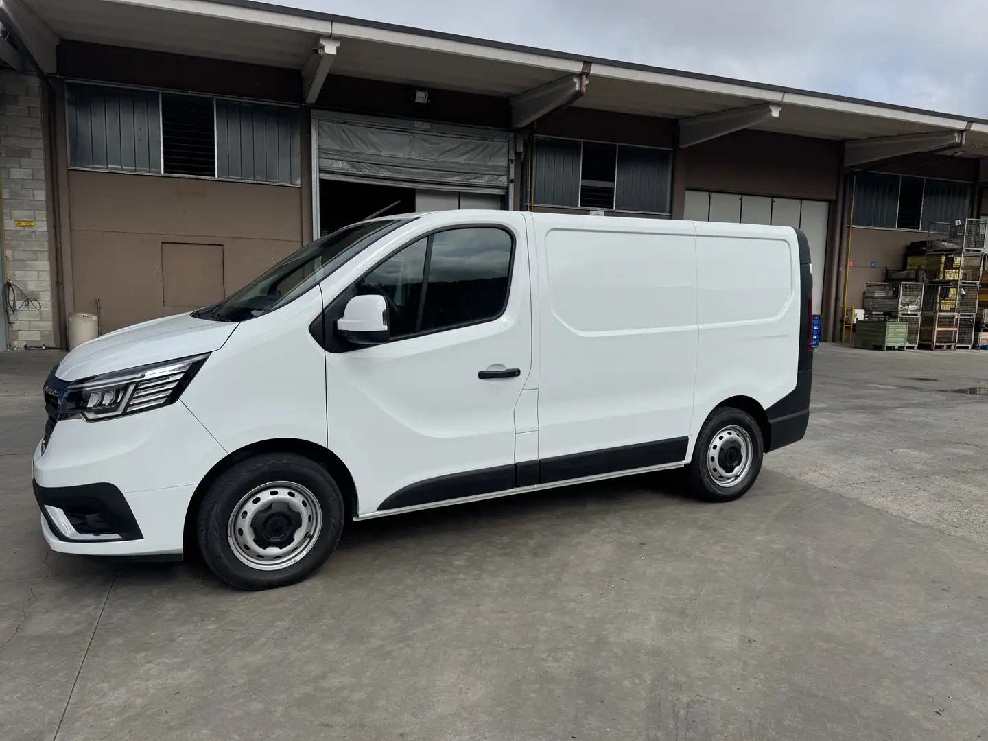 Renault Trafic - 2
