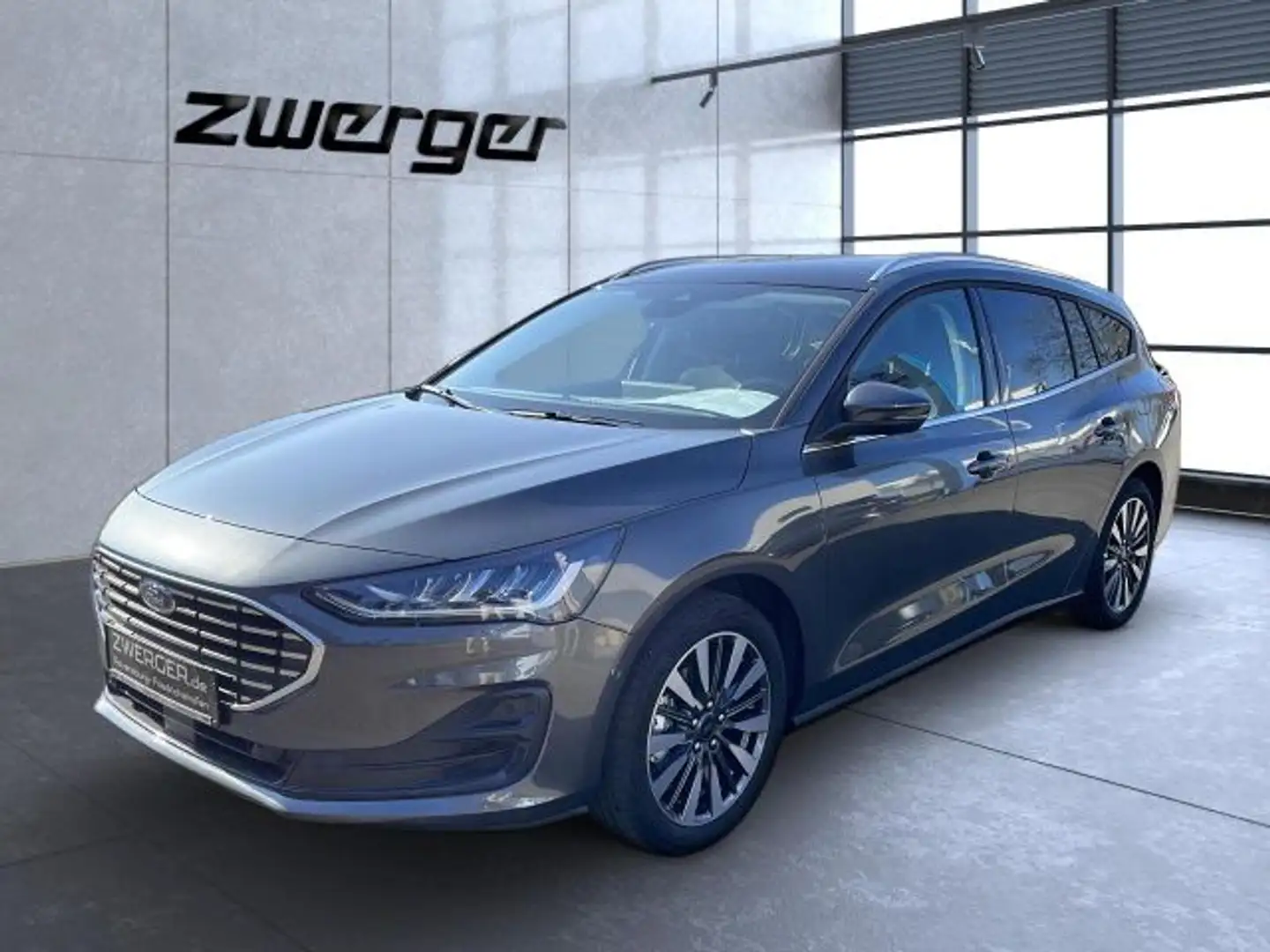 Ford Focus Turnier Titanium X ACC Pano Kamera PDC Navi Grau - 2