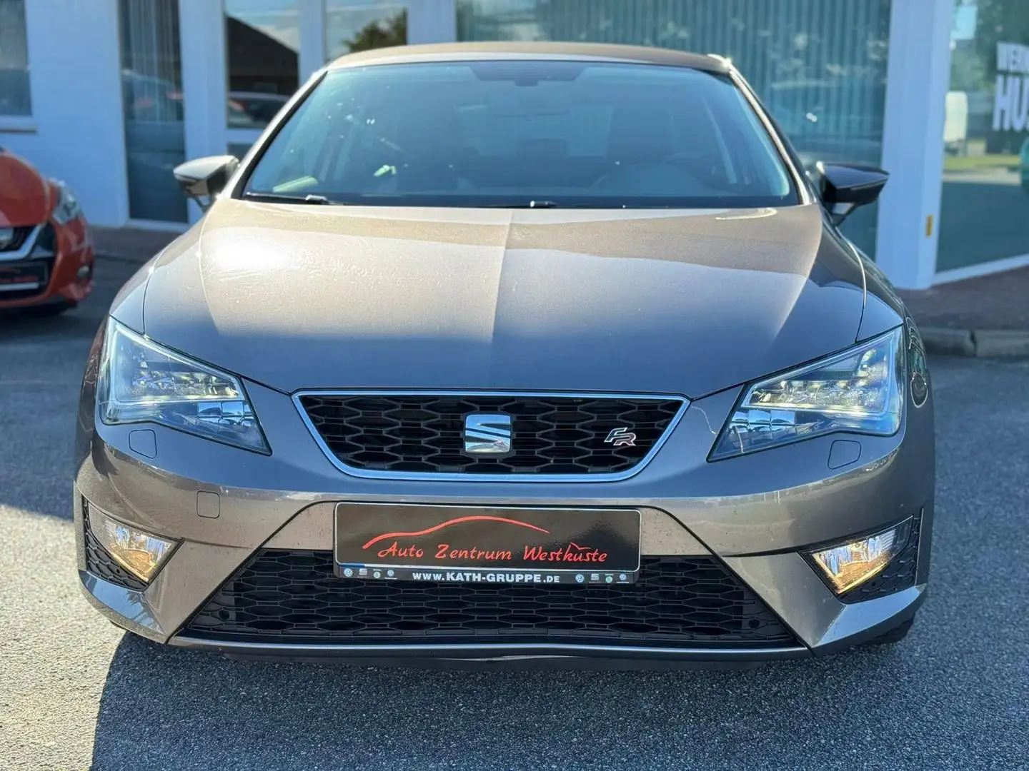 SEAT Leon SC FR 1.4 TSI 92 KW LED Tempomat SHZ PDC Gris - 2