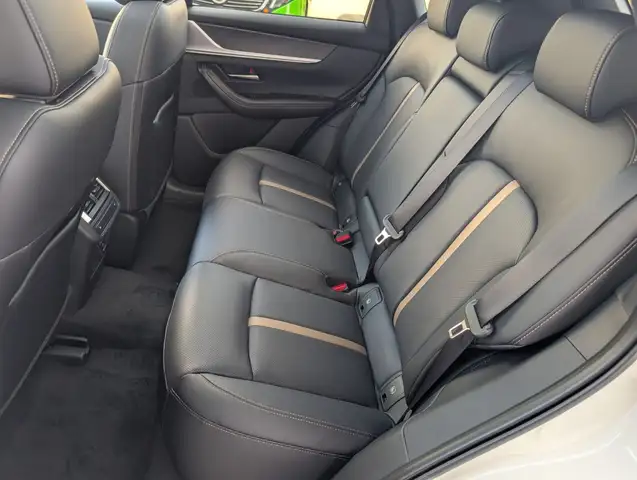 Mazda CX-60 3.3 D254 8AT AWD HOMURA PLUS CarPlay DAB Ansicht 19