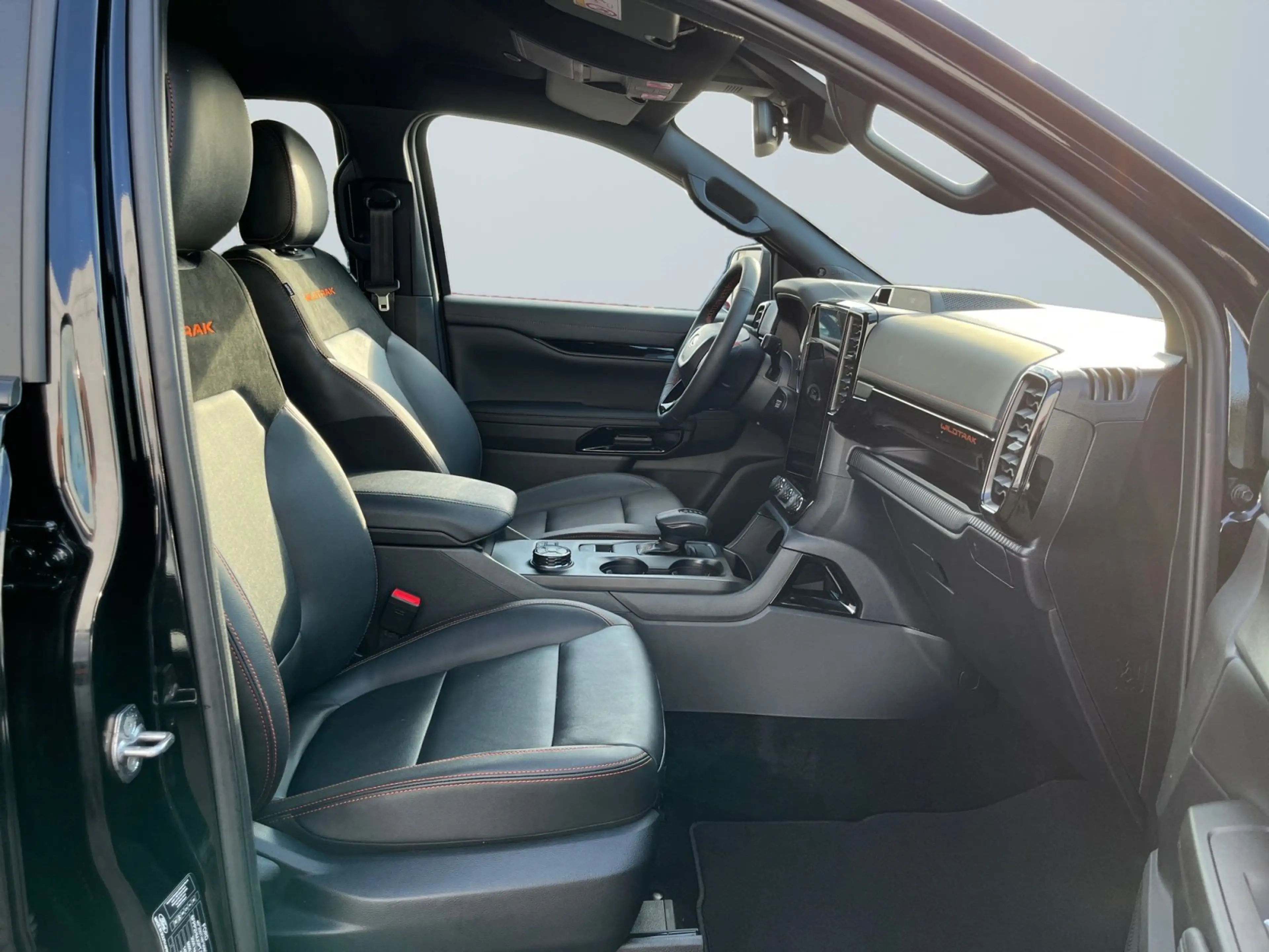 Ford Ranger Wildtrak 2.3 EcoBoost PHEV B&O Soundsystem — photo 10