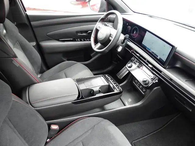 Hyundai Tucson view 4