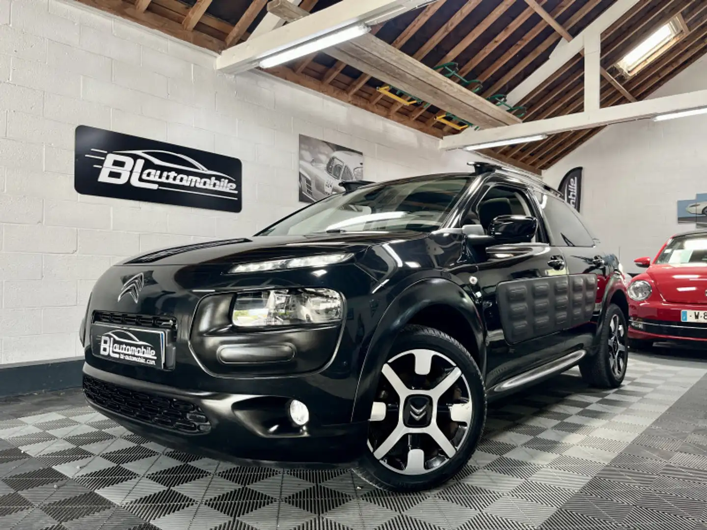 Citroen C4 Cactus Shine Pack - Faible kilométrage - Toit panoramique Noir - 1