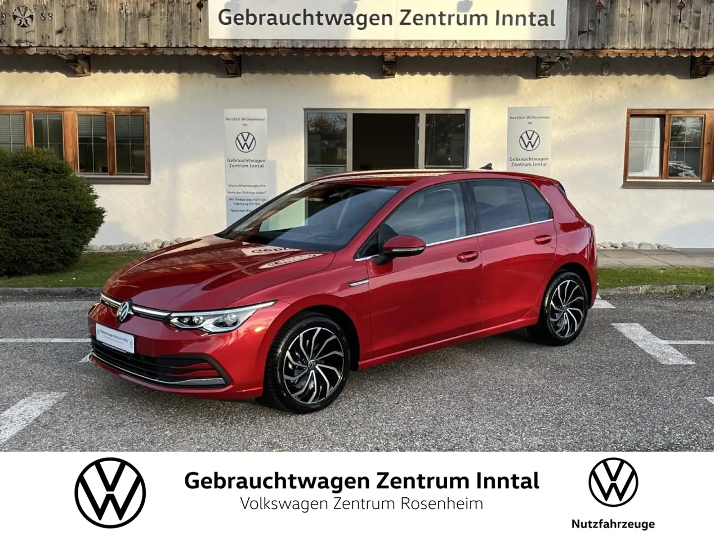 Volkswagen Golf VIII 1,5 eTSI DSG Style (IQLight+HarmanKardon+Rear Rot - 1