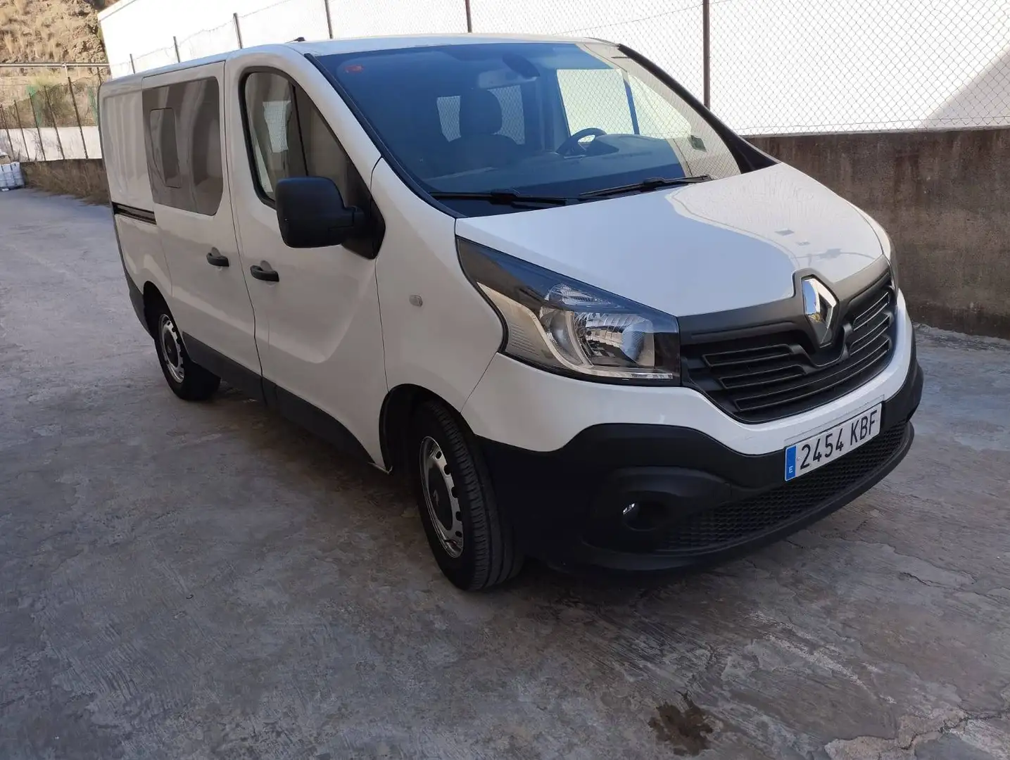 Renault Trafic Trafic Passenger 1.6dCi TT En.Edition L 125 Edition Blanco - 2