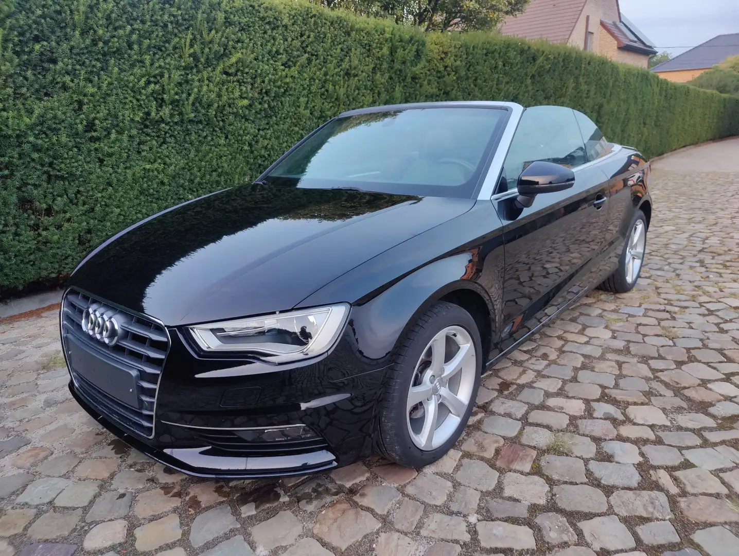 Audi A3 A3 1.4 TFSI Cabrio Ambition Zwart - 2