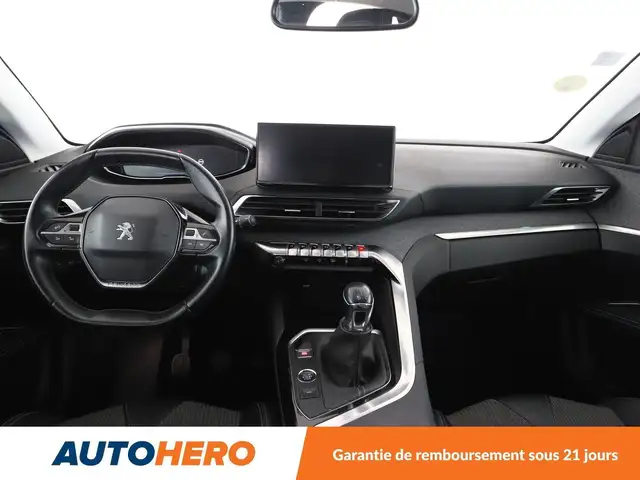 Peugeot 3008 view 12