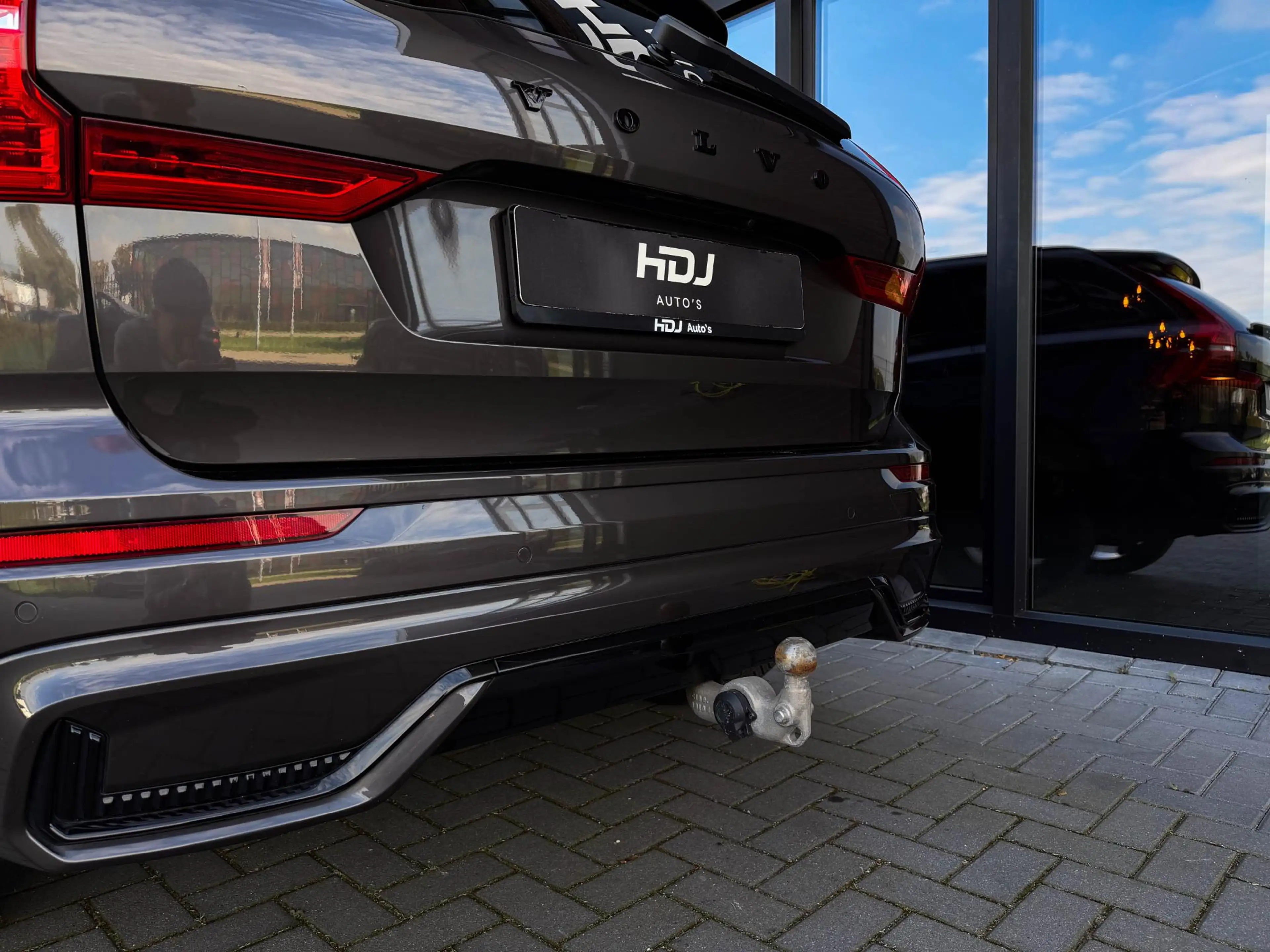 Volvo XC60 2.0 T6 PHEV AWD All Black | Pano | 21"| Trekh. | T — photo 42