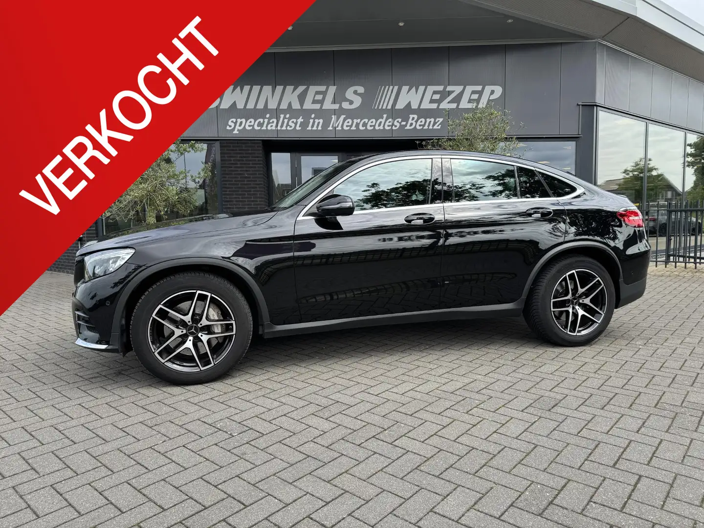 Mercedes-Benz GLC 250 Coupé 4MATIC Premium Plus Zwart - 1