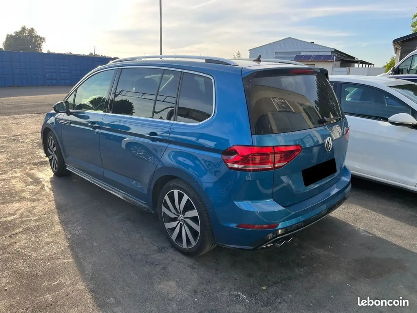 Volkswagen Touran R Line 5 places 150ch GPS-LED-RADAR AVANT-ARRIERE- Bleu - 2