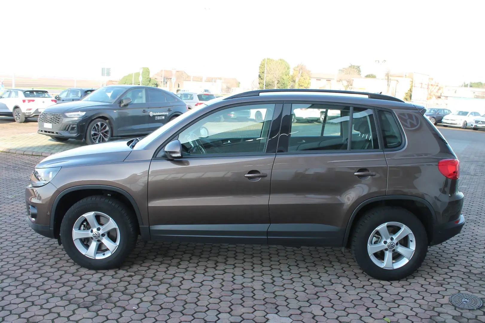 Volkswagen Tiguan Tiguan 1.4 tsi 122CV Trend & Fun Marrone - 2