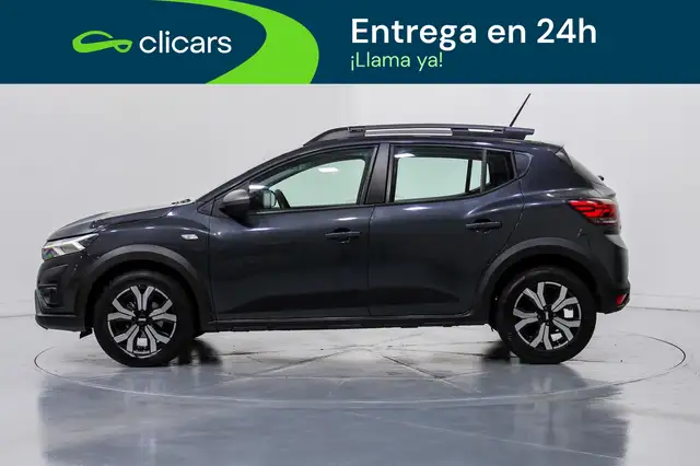 Dacia Sandero view 8