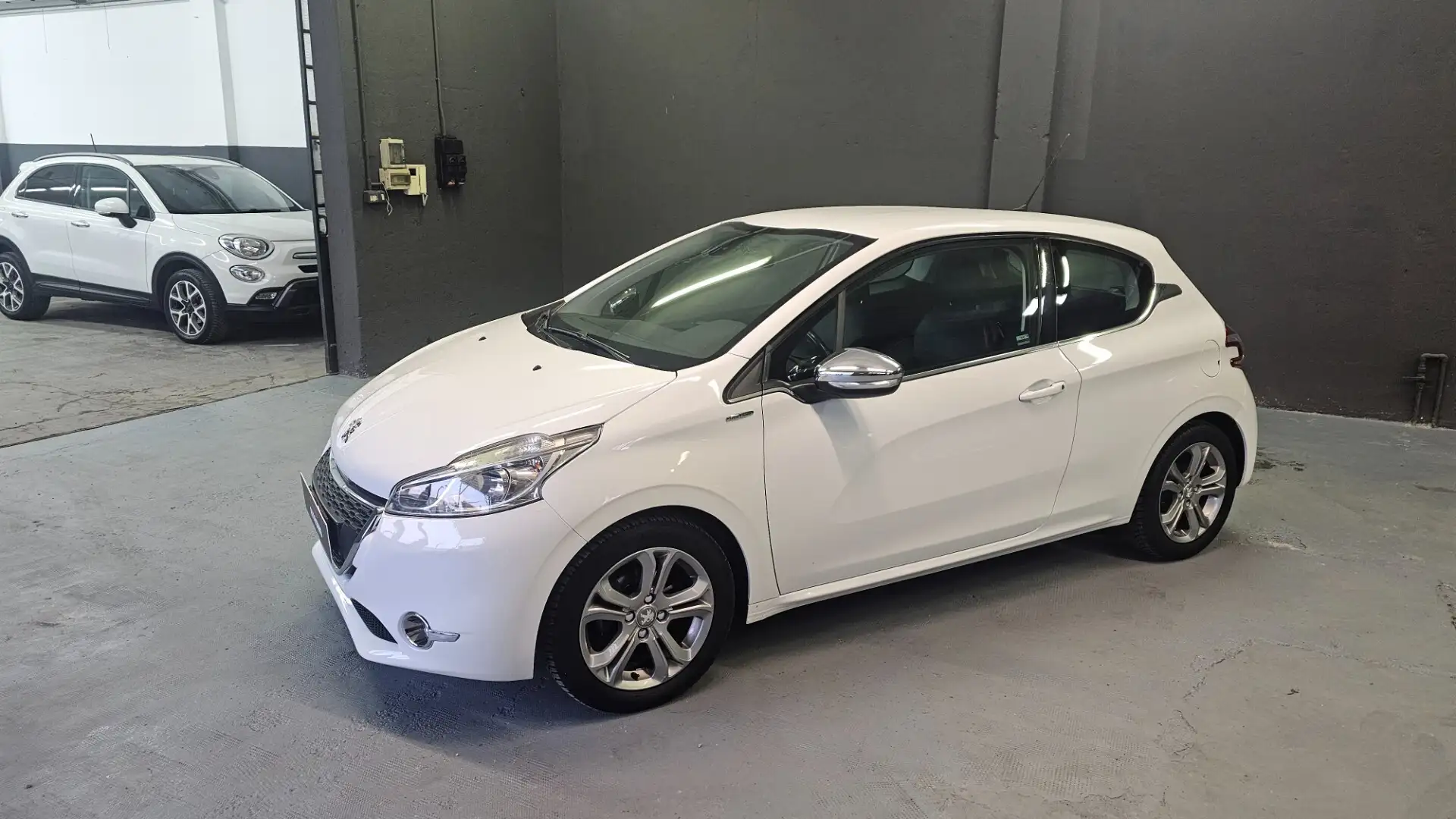 Peugeot 208 1.2 VTi 82 CV 3 porte Allure Weiß - 2