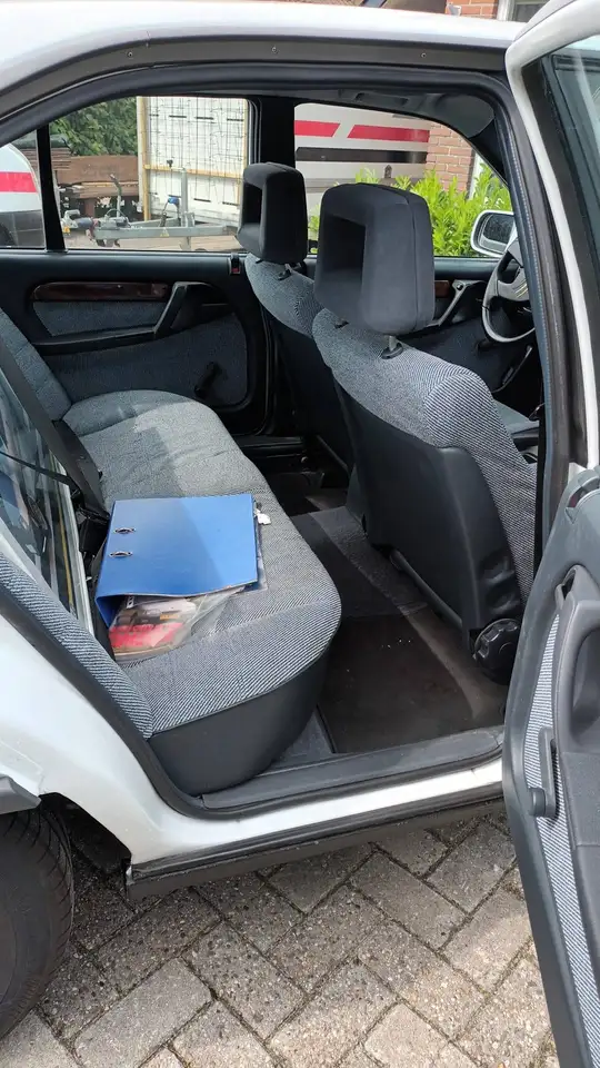 Opel Omega 2.0i LS , automaat , belastingvrij, foto 6
