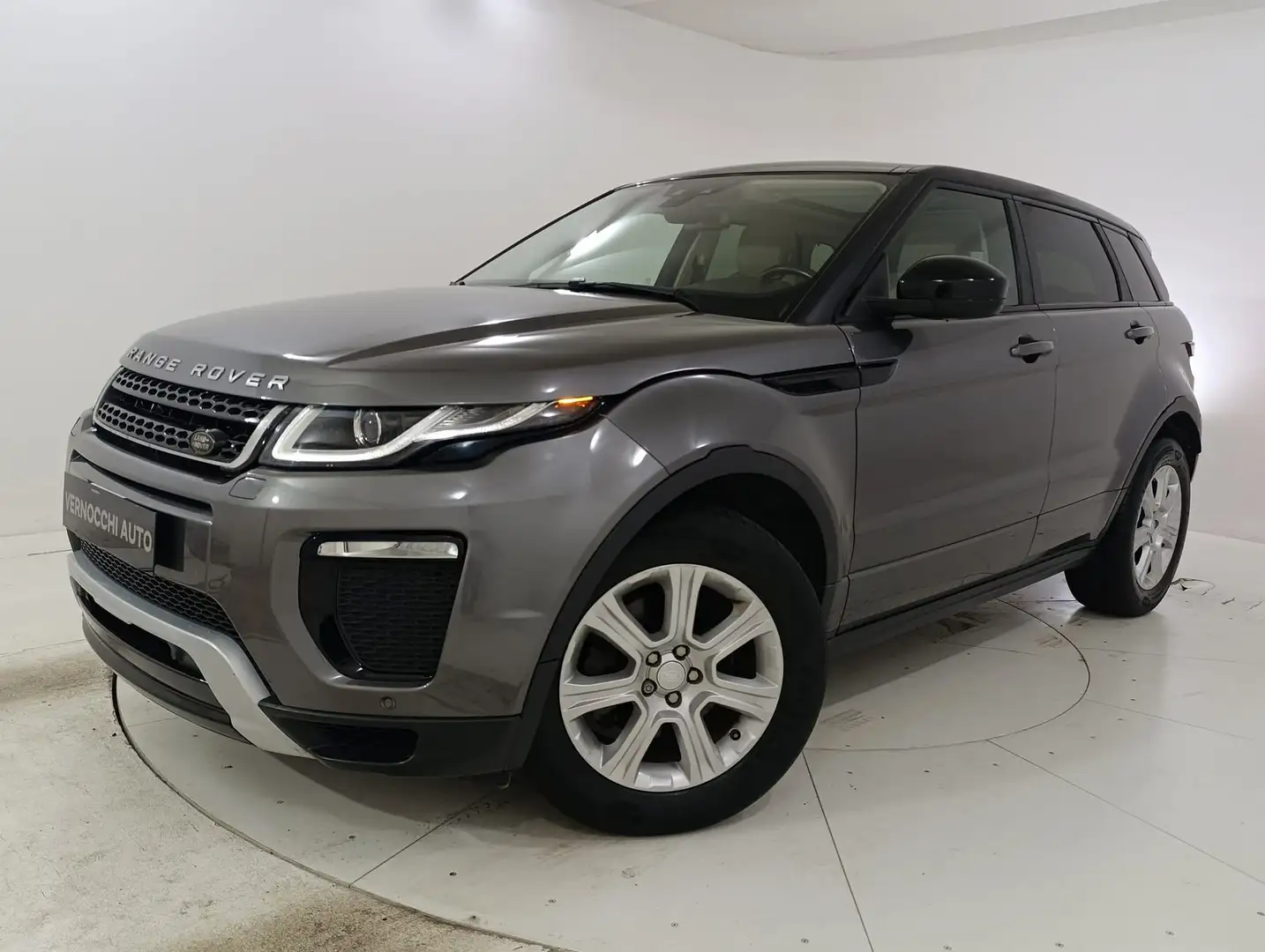 Land Rover Range Rover Evoque EVOQUE 5p 2.0 td4 SE Dynamic 150cv auto my18 Grau - 1
