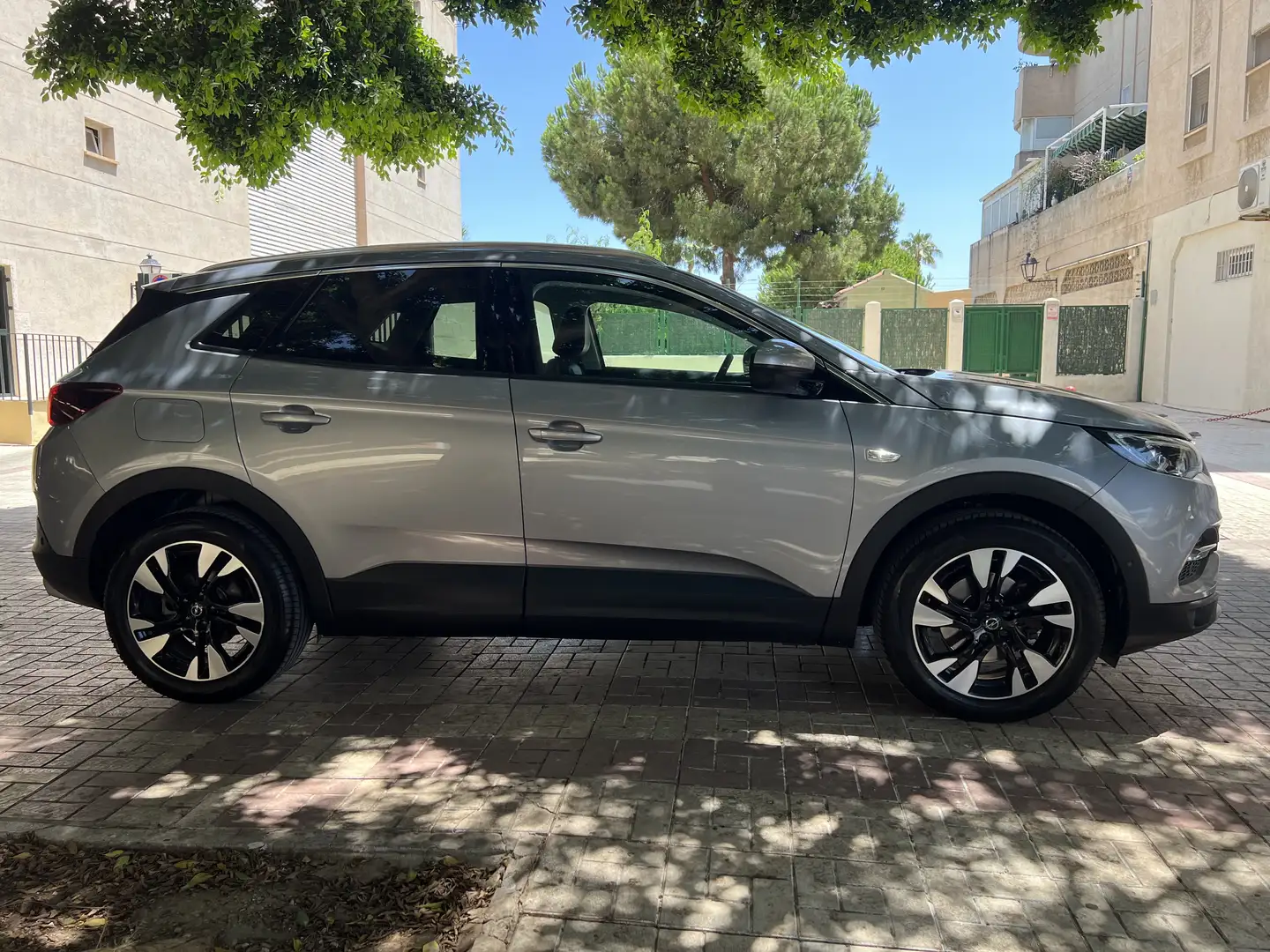 Opel Grandland X 1.2 Turbo 130cv - 1