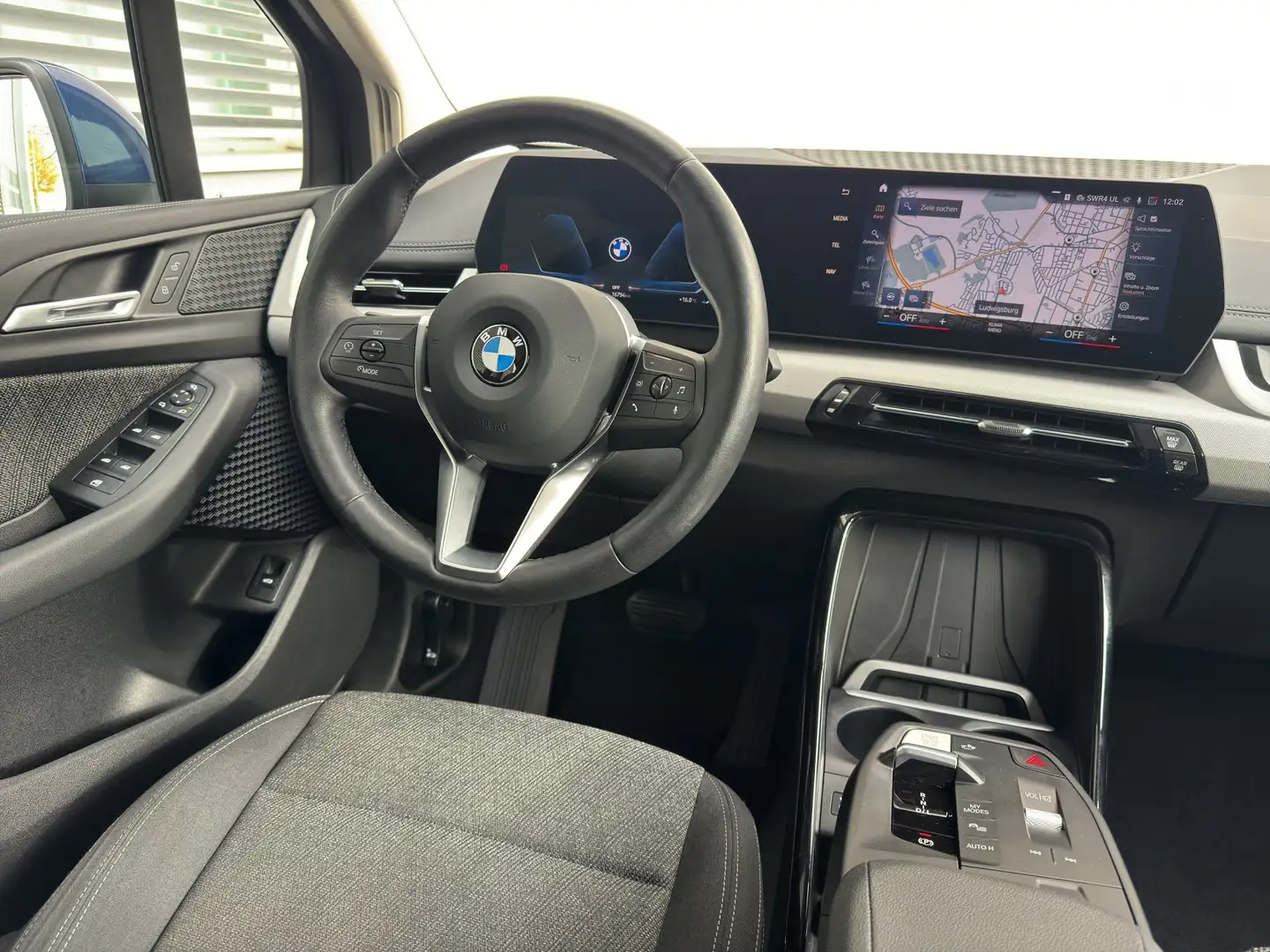 BMW 220 i Active Tourer LED Navi ParkAs SHZ ACP Bleu - 2